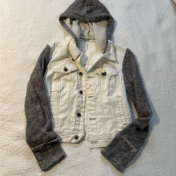 Free People Jackets & Blazers - Free People White and Gray Hooded Jacket Size Small
